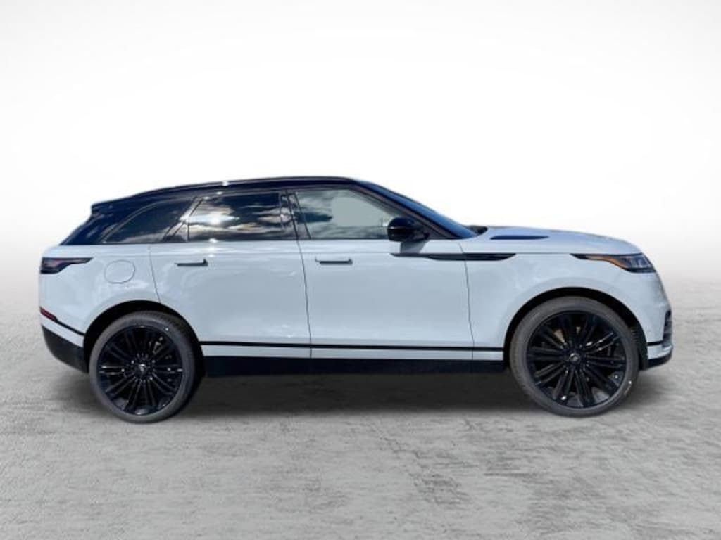 New 2026 Land Rover Range Rover Velar Dynamic SE 400PS