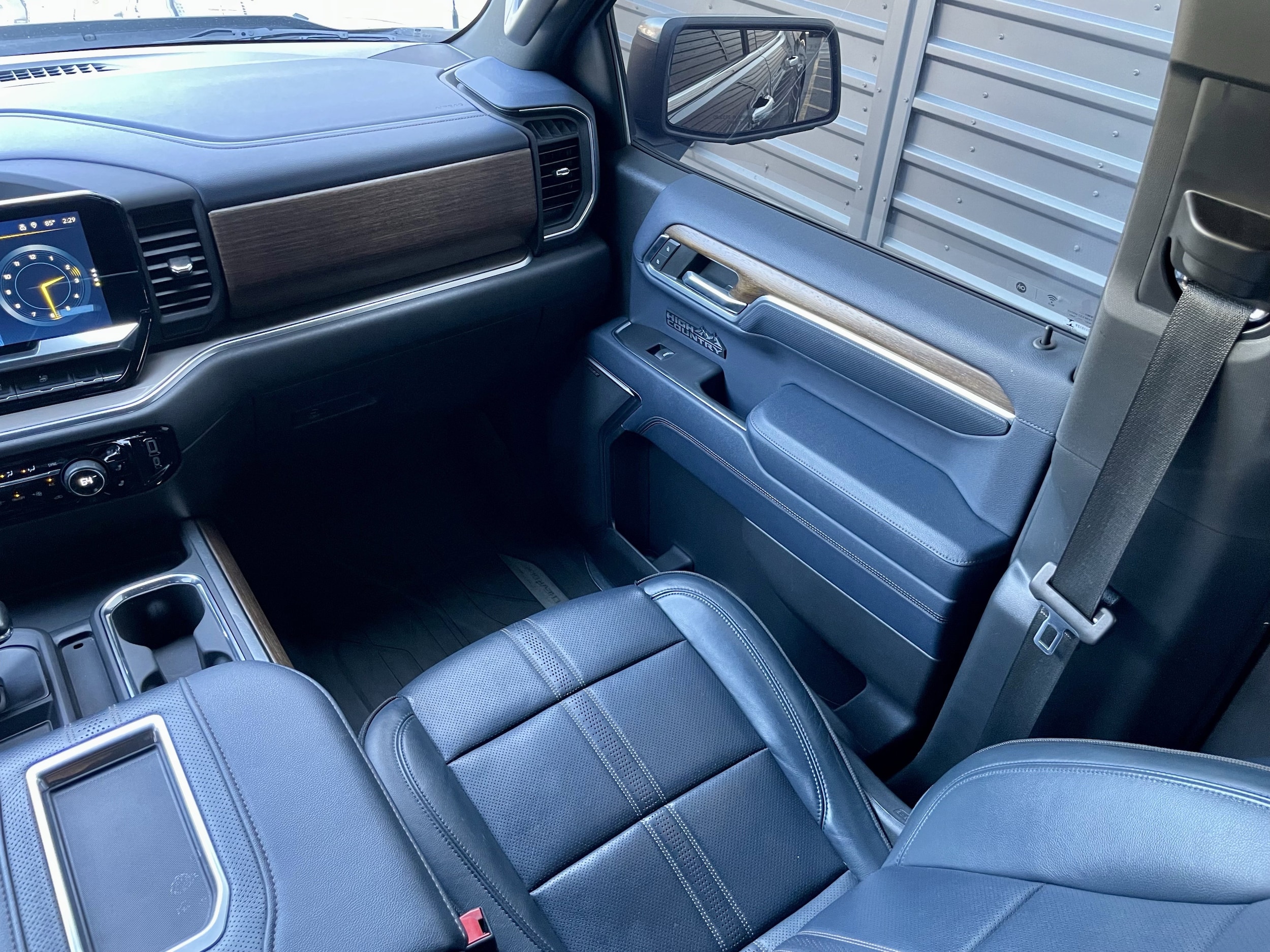 2022 Chevrolet Silverado 1500 High Country - Photo 19