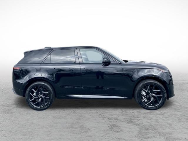 2025 Land Rover Range Rover Sport SE photo 4