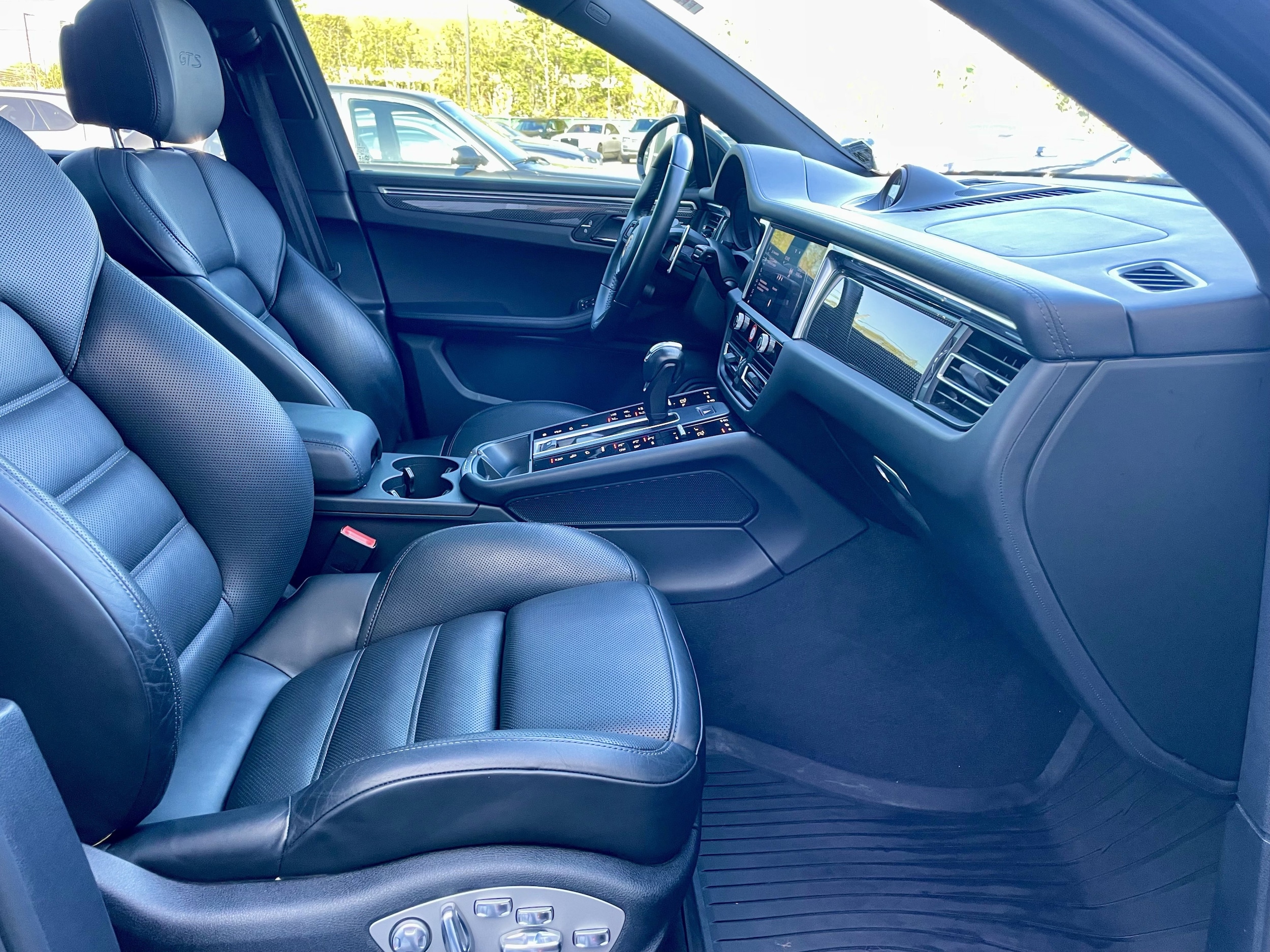 2023 Porsche Macan GTS - Photo 16