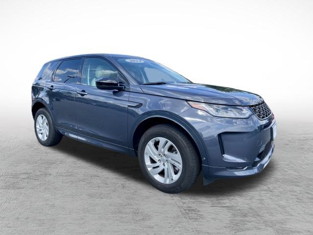 2024 Land Rover Discovery Sport S photo 3