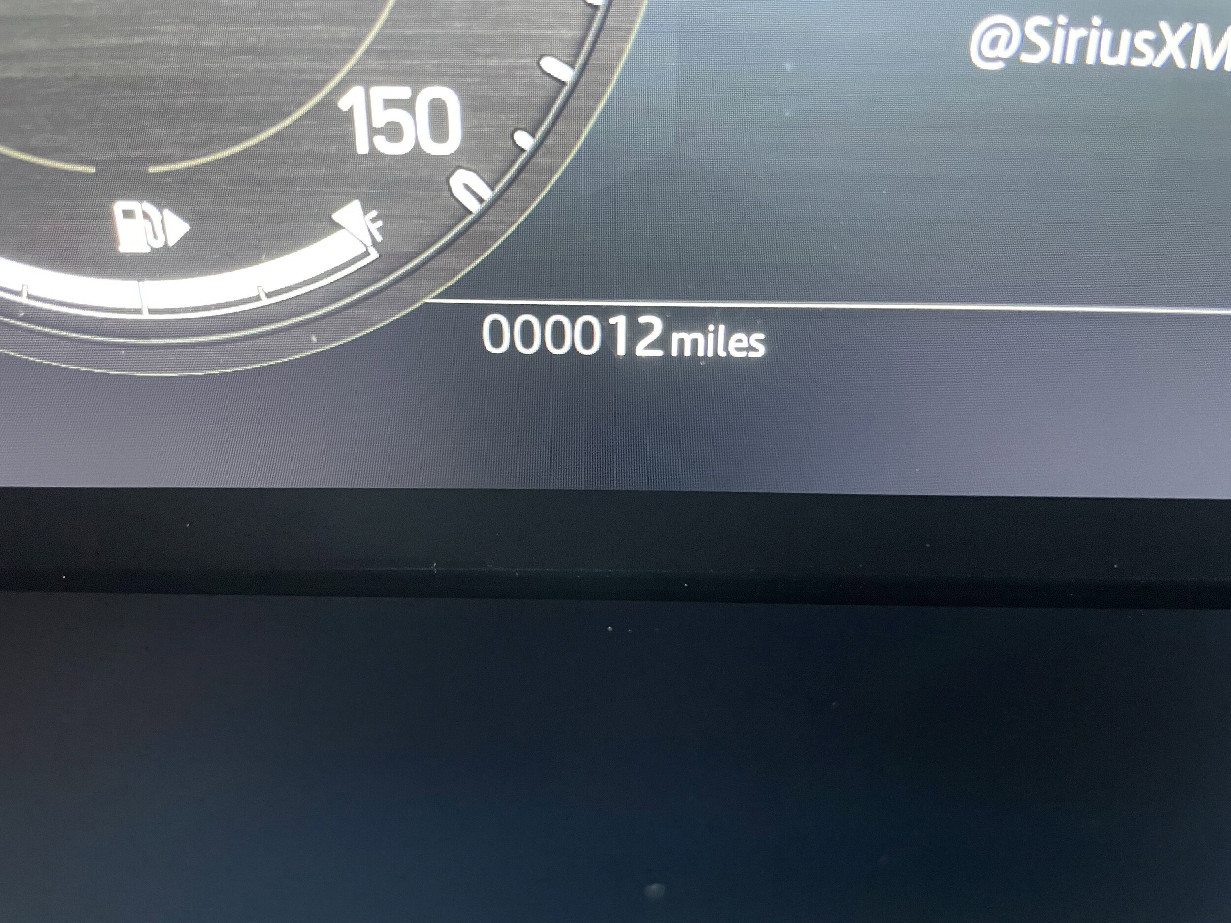 2026 Land Rover Defender V8 - Photo 25