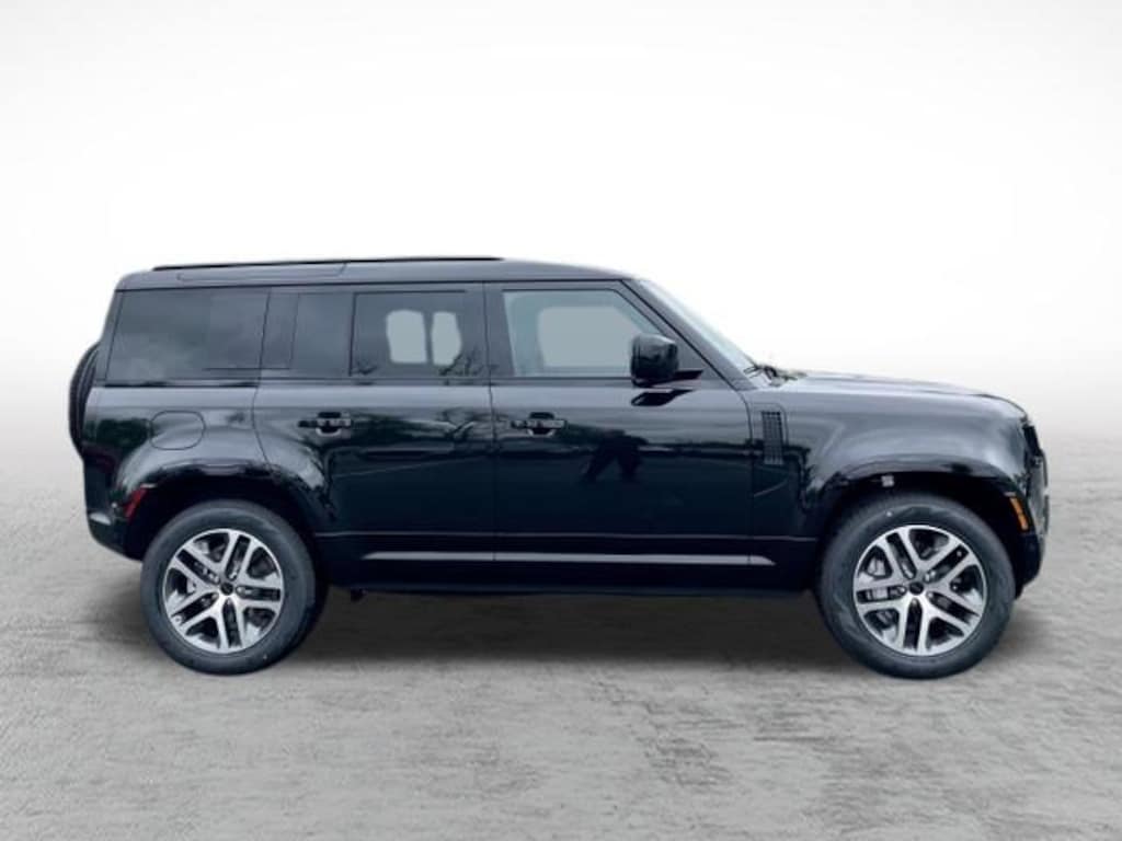 New 2026 Land Rover Defender 110 X-Dynamic SE SUV