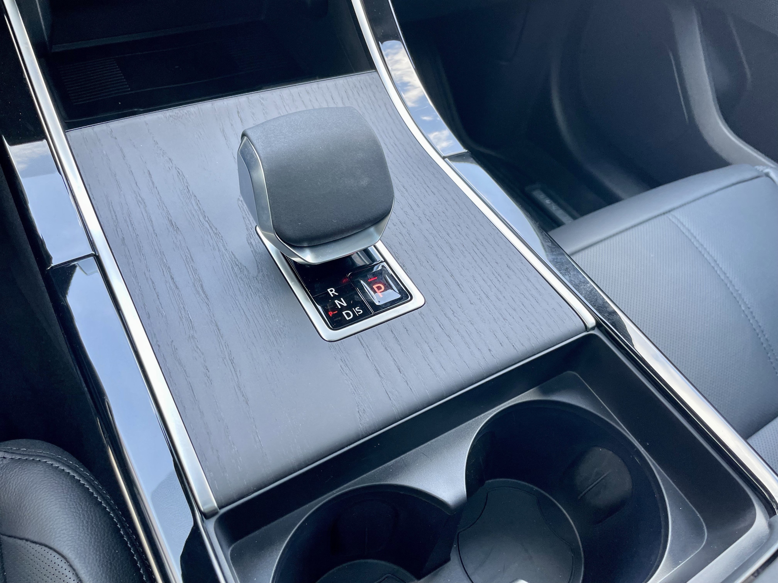 2026 Land Rover Range Rover Velar Dynamic SE - Photo 20