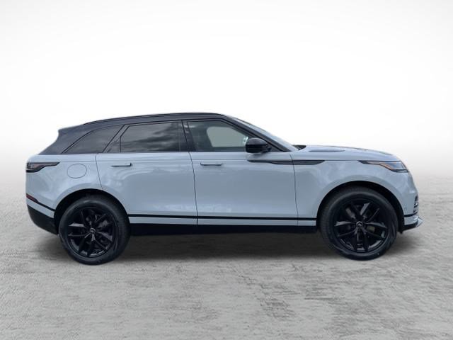 2026 Land Rover Range Rover Velar SE photo 4