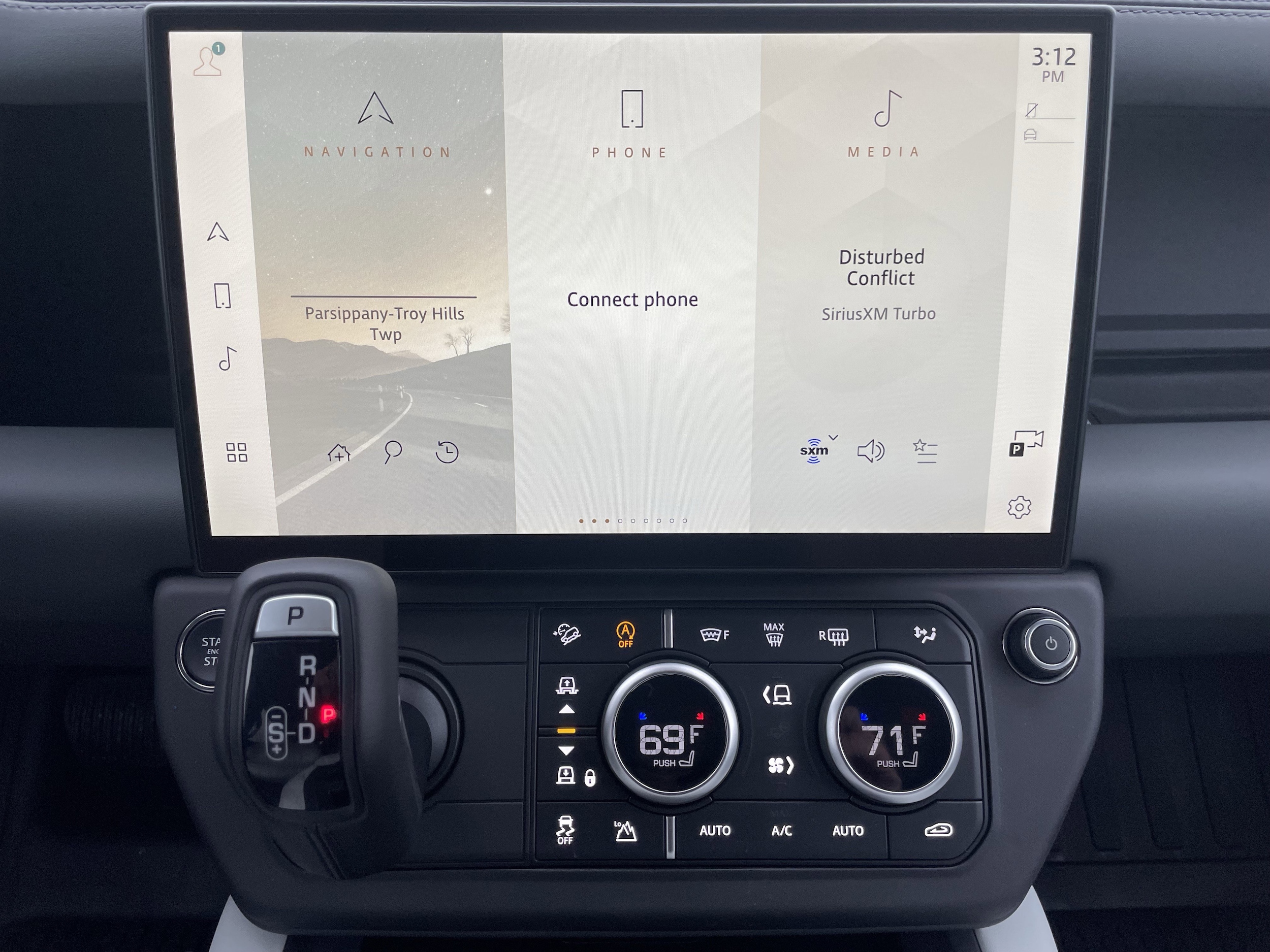 2026 Land Rover Defender X-Dynamic SE - Photo 19