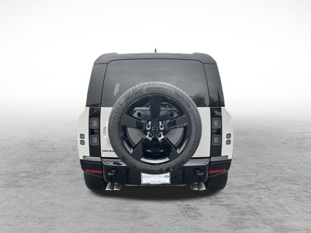 2026 Land Rover Defender X-Dynamic SE - Photo 6