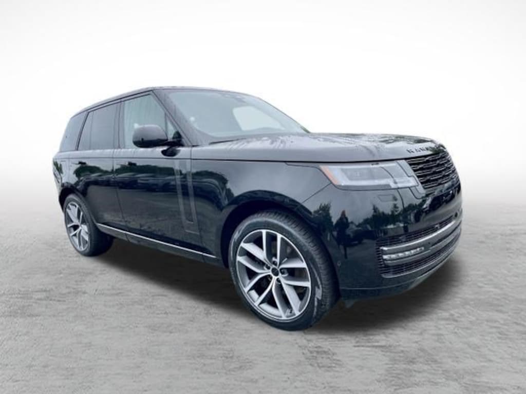 New 2026 Land Rover Range Rover SE SUV