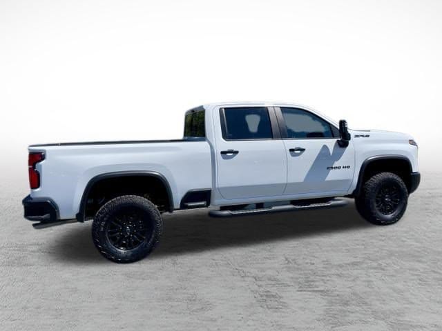 2025 Chevrolet Silverado 2500HD ZR2 - Photo 7