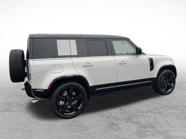 2026 Land Rover Defender X-Dynamic SE - Photo 7