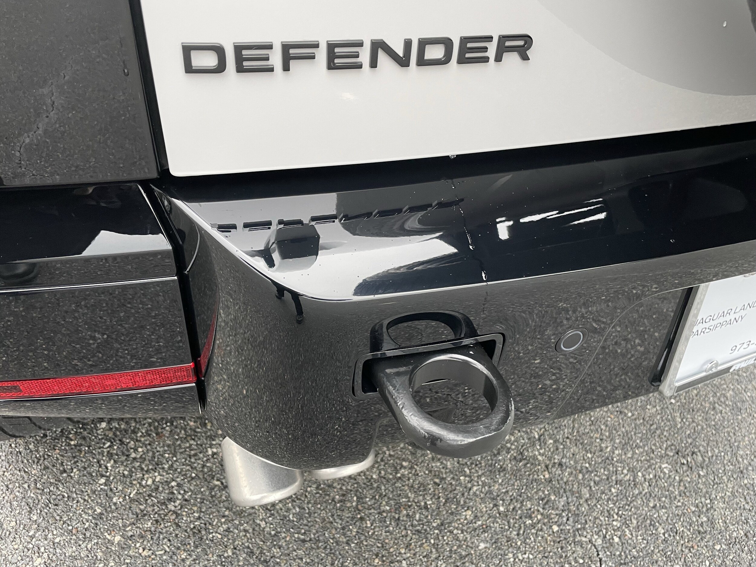 2026 Land Rover Defender X-Dynamic SE - Photo 33