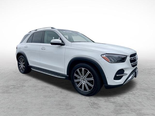 2024 Mercedes Benz GLE 450 4MATIC photo 3