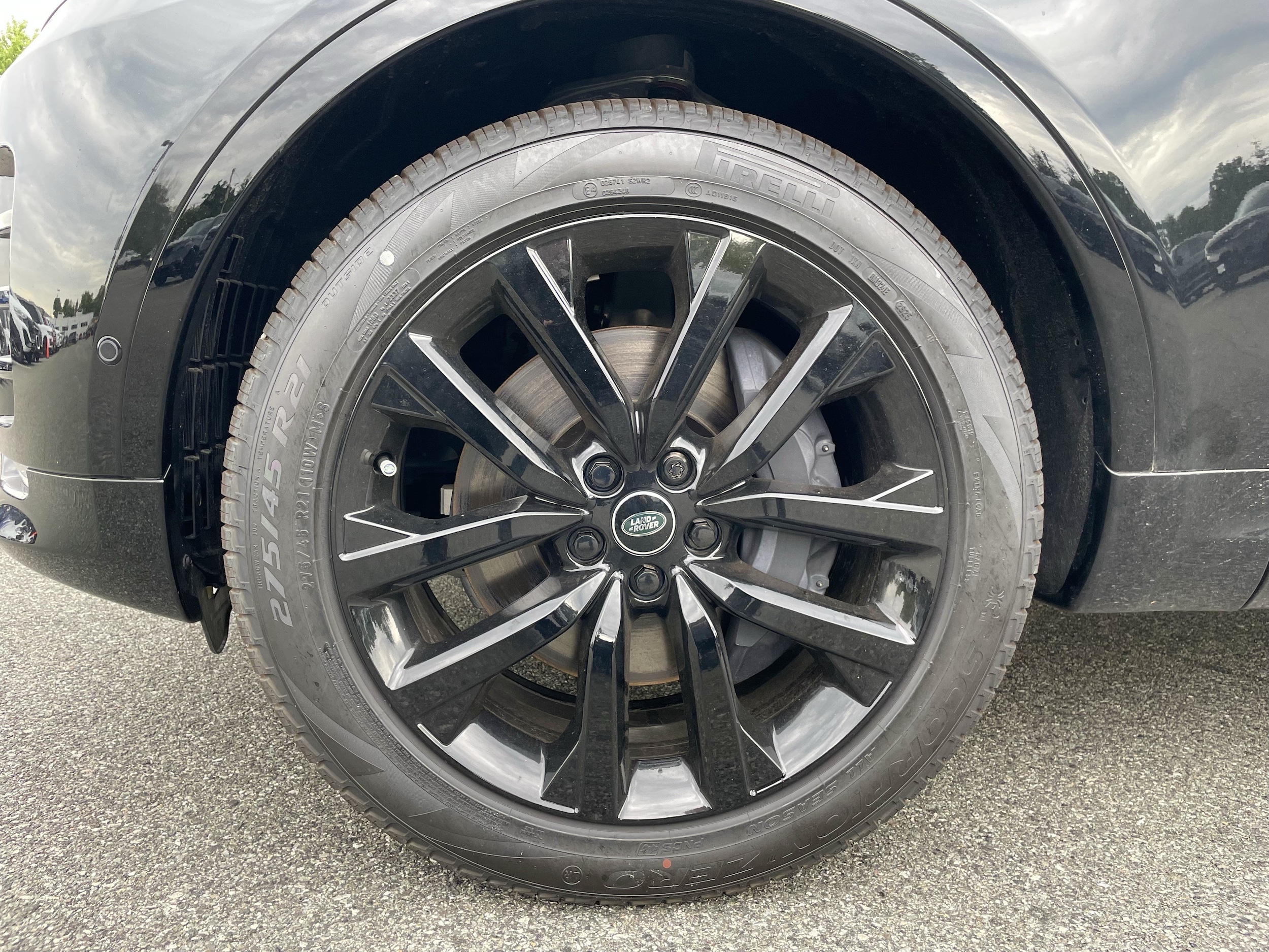 2026 Land Rover Discovery Gemini Edition - Photo 9
