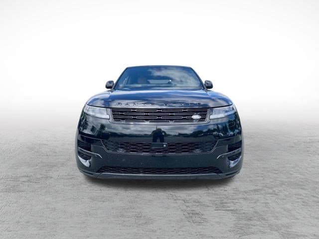 2025 Land Rover Range Rover Sport SE photo 2