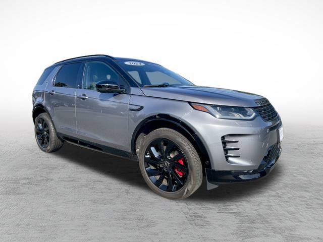2024 Land Rover Discovery Sport Dynamic SE photo 2