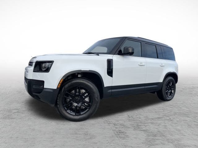 2026 Land Rover Defender S's photo