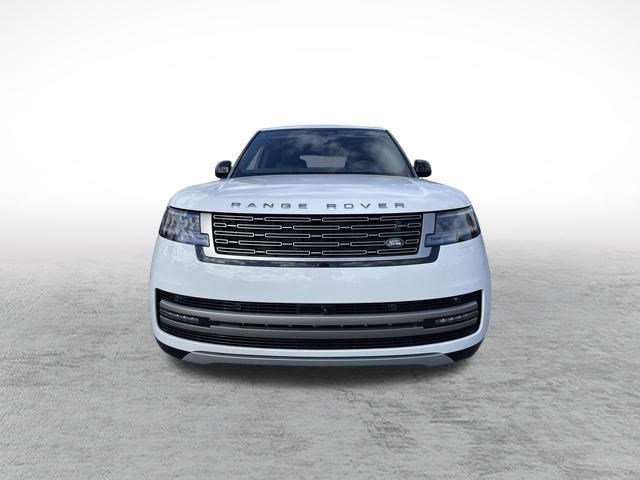 2025 Land Rover Range Rover SE photo 2