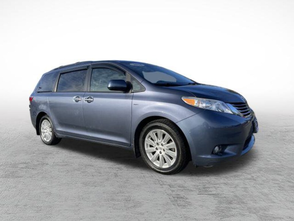 Used 2016 Toyota Sienna XLE 7 Passenger Van