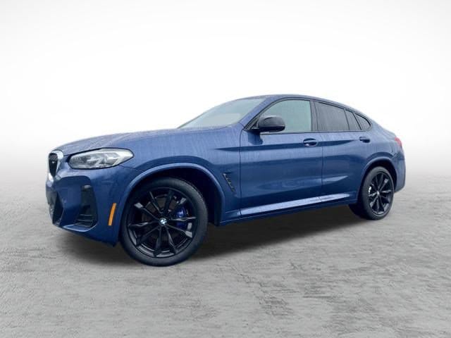 2022 BMW X4 M40i's photo