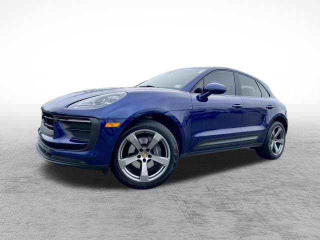 2023 Porsche Macan T