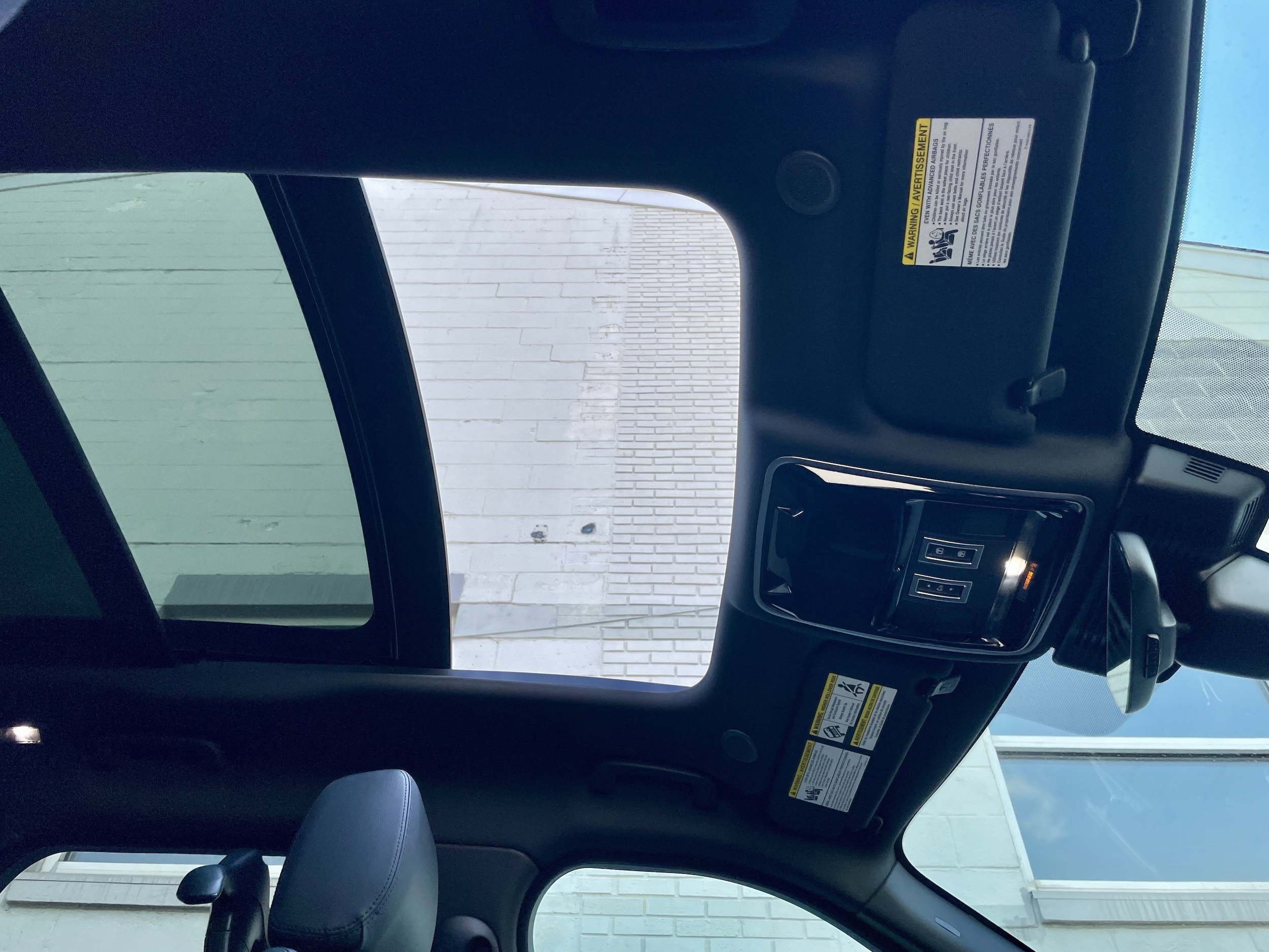 2026 Land Rover Range Rover Velar Dynamic SE - Photo 17