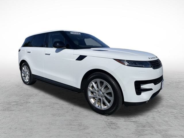 2024 Land Rover Range Rover Sport SE photo 3