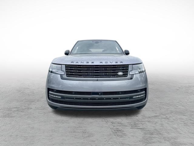 2025 Land Rover Range Rover SE photo 2