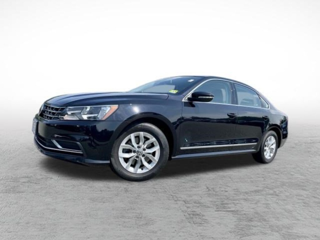 Used 2017 Volkswagen Passat 1.8T S Sedan