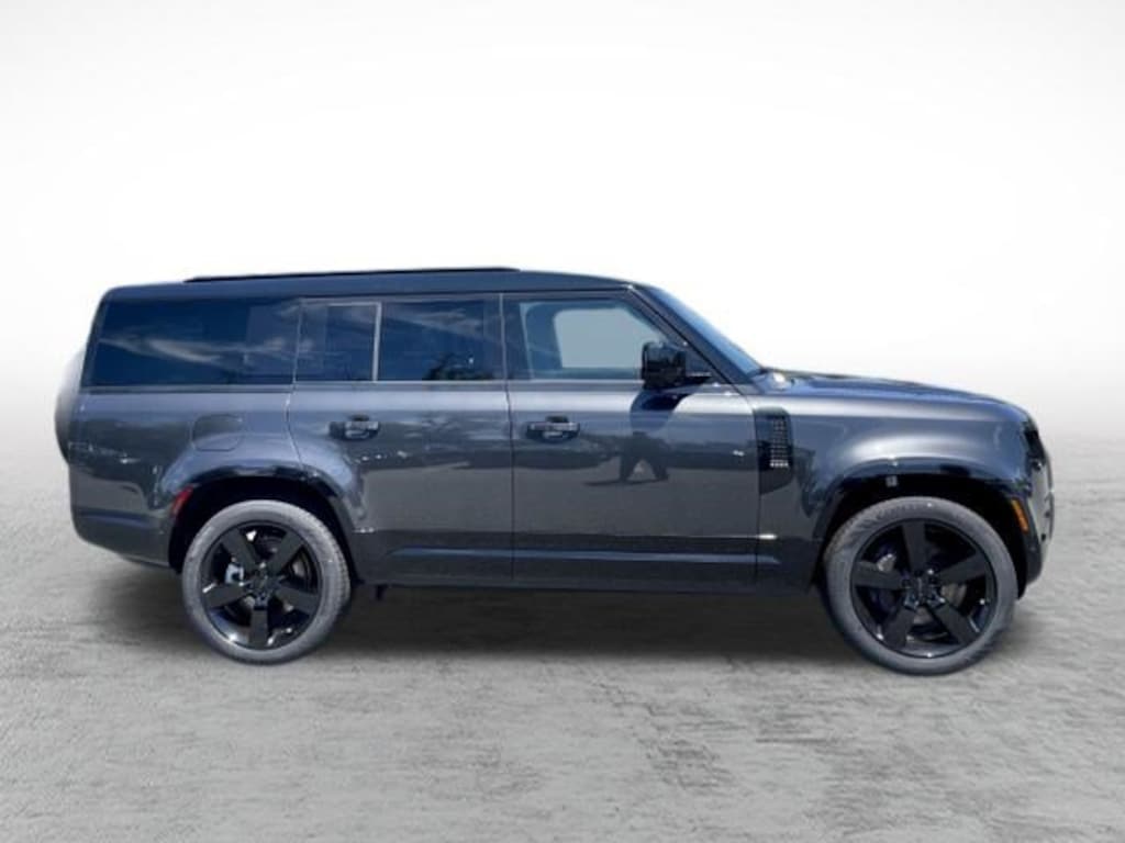 New 2026 Land Rover Defender 130 X-Dynamic SE SUV