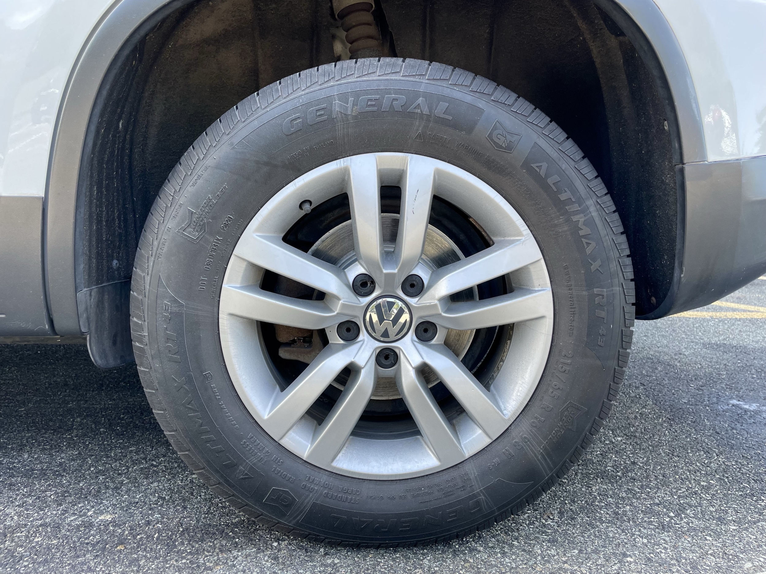 2016 Volkswagen Tiguan S - Photo 11