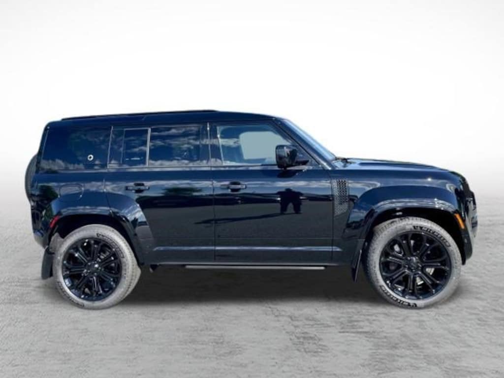 New 2026 Land Rover Defender 110 Octa Black Defender 110 Octa Black SUV