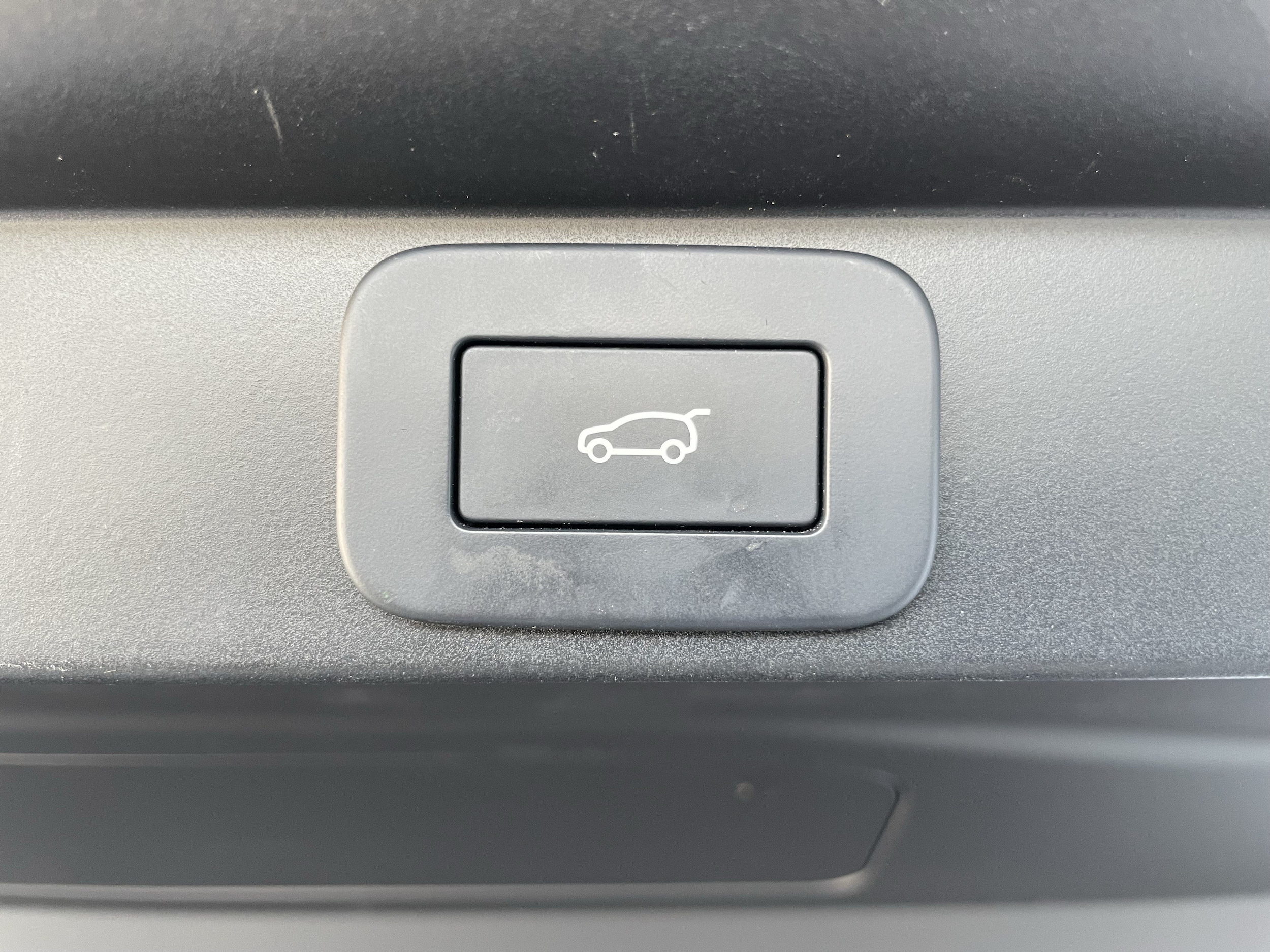 2025 Land Rover Range Rover SE - Photo 37
