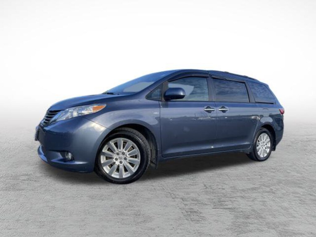 Used 2016 Toyota Sienna XLE 7 Passenger Van