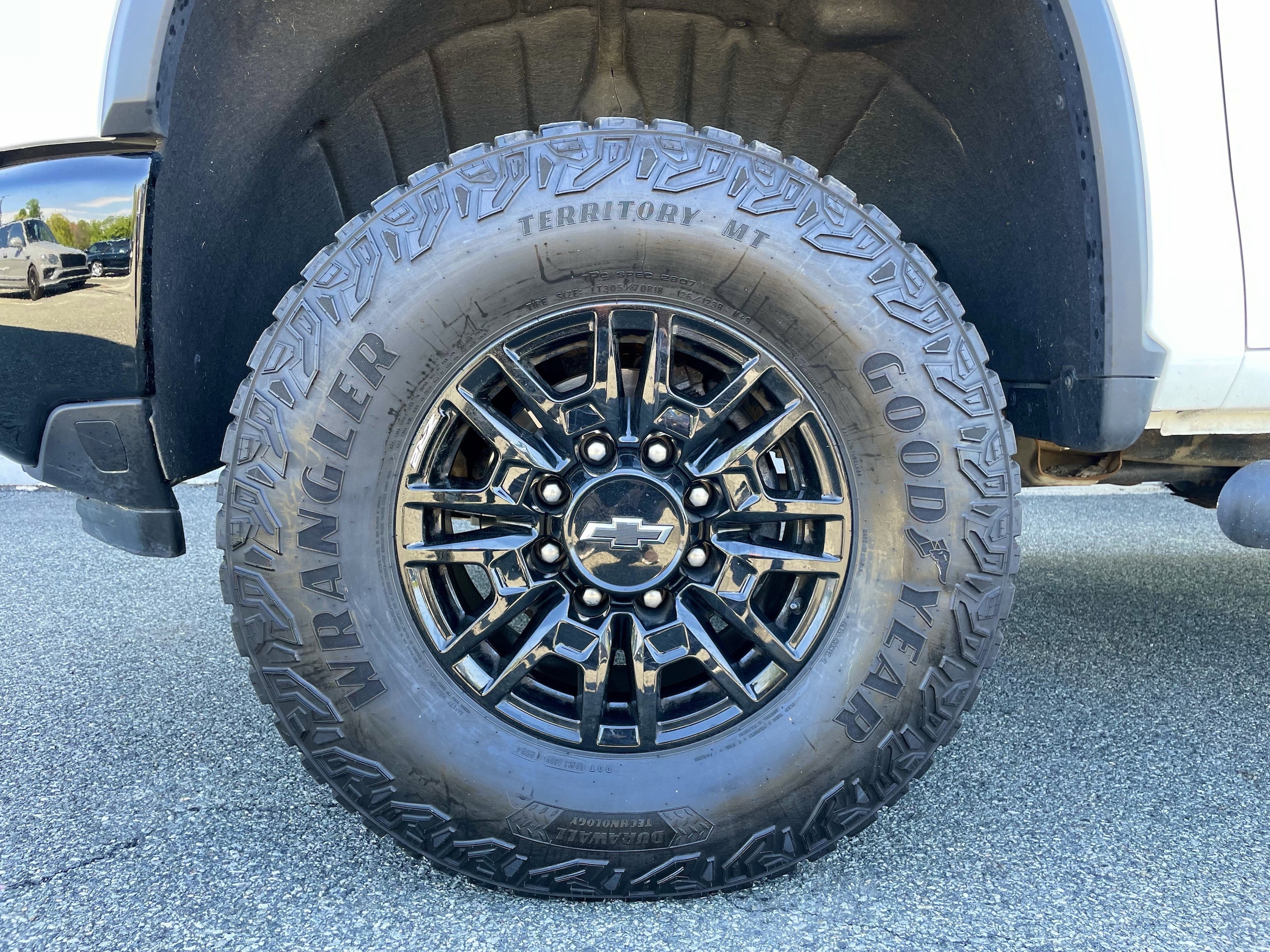 2025 Chevrolet Silverado 2500HD ZR2 - Photo 9