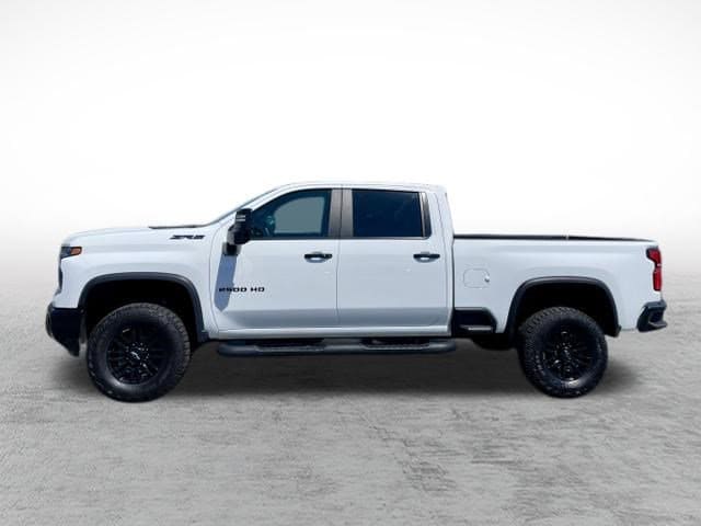 2025 Chevrolet Silverado 2500HD ZR2 - Photo 8