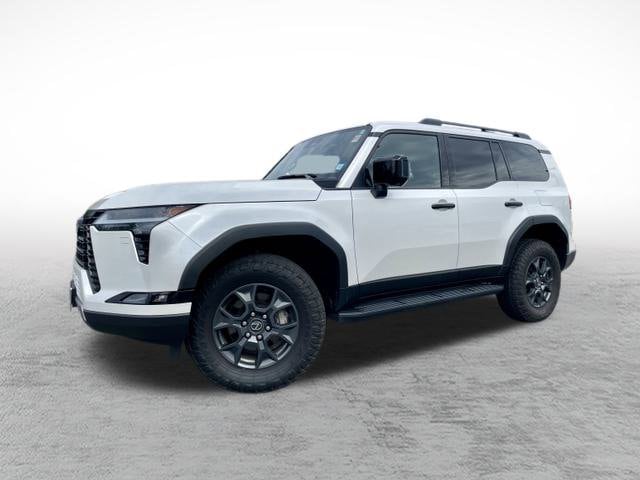 2024 Lexus GX Overtrail's photo