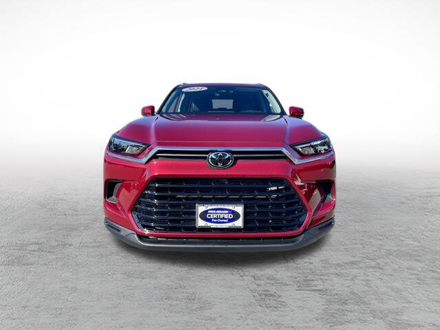 2024 Toyota Grand Highlander XLE photo 2