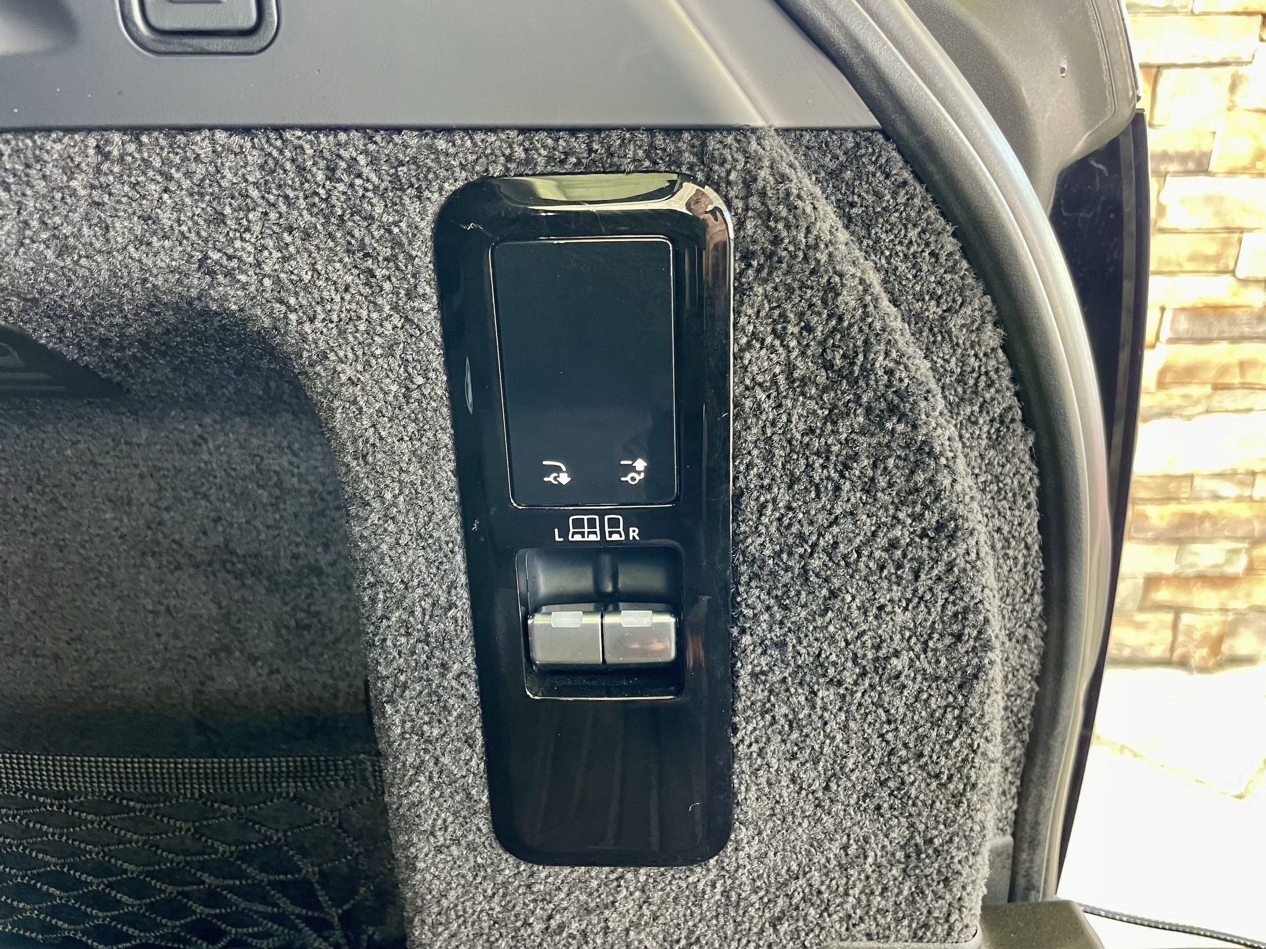 2023 Land Rover Range Rover SE - Photo 37