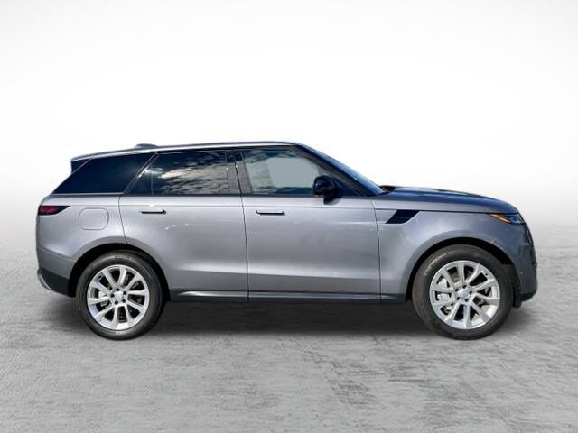 2025 Land Rover Range Rover Sport SE photo 4