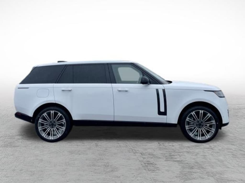 New 2026 Land Rover Range Rover SE 7 Seats SUV