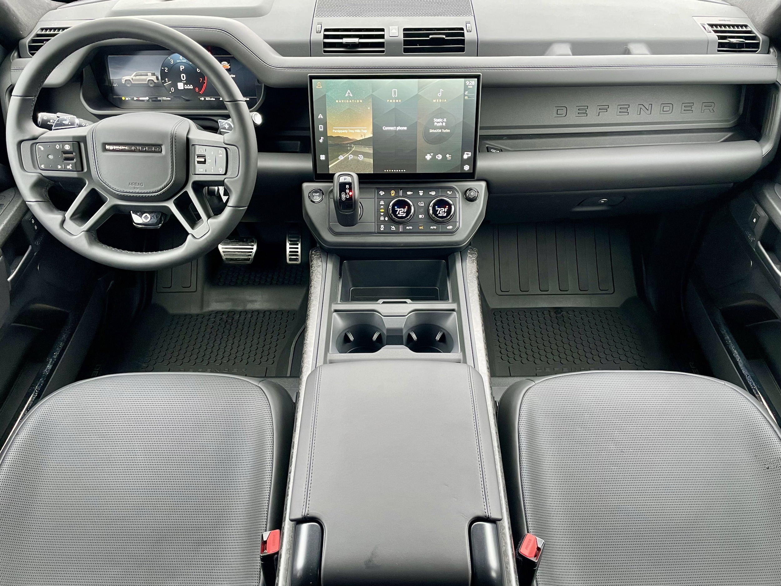 2026 Land Rover Defender OCTA Black - Photo 15