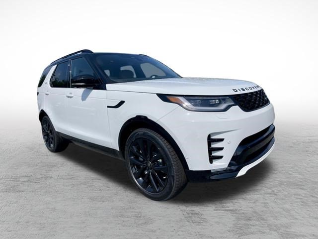 New 2026 Land Rover Discovery Dynamic SE SUV