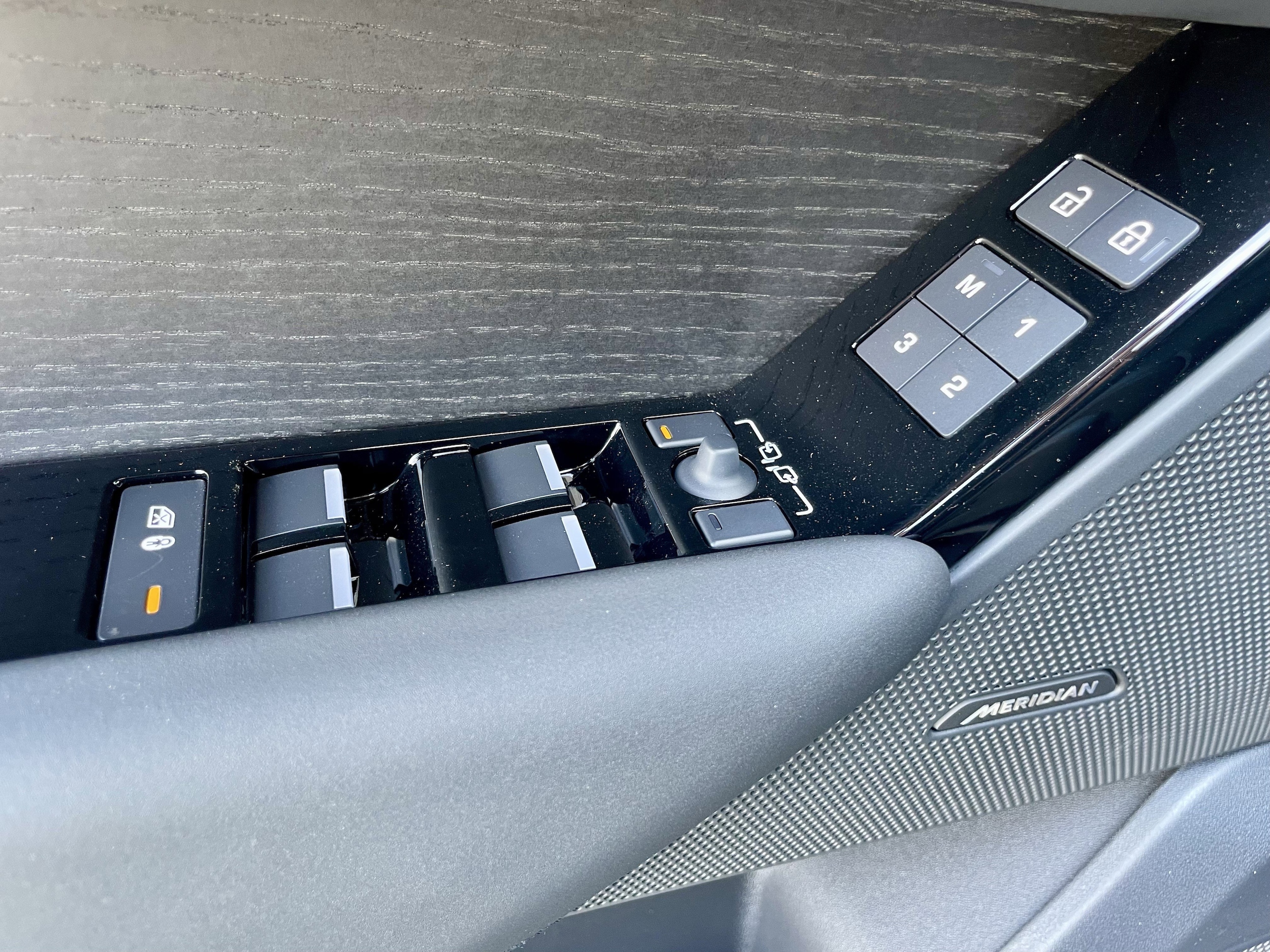 2026 Land Rover Range Rover Velar Dynamic SE - Photo 11