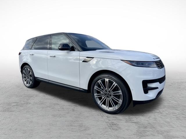 2025 Land Rover Range Rover Sport SE photo 3