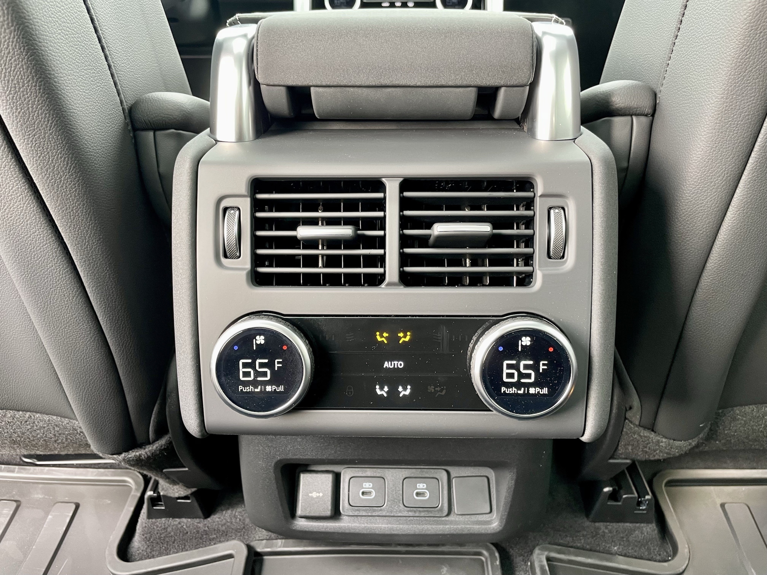 2026 Land Rover Discovery Gemini Edition - Photo 26