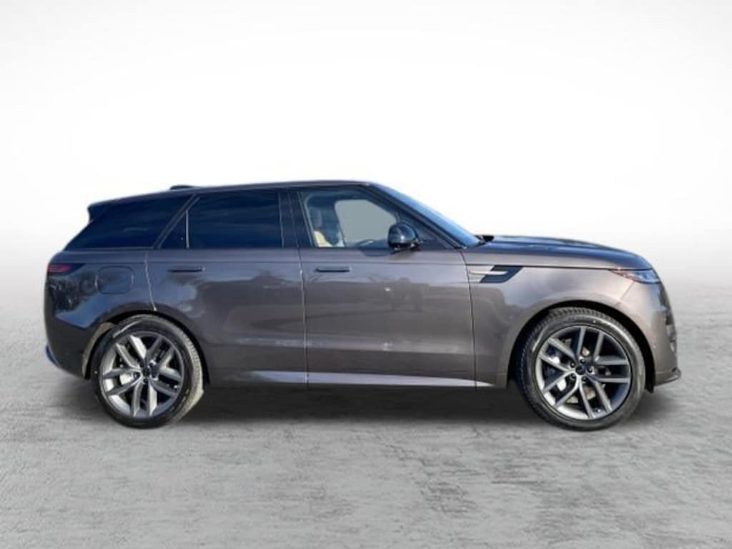 New 2026 Land Rover Range Rover Sport Dynamic SE SUV