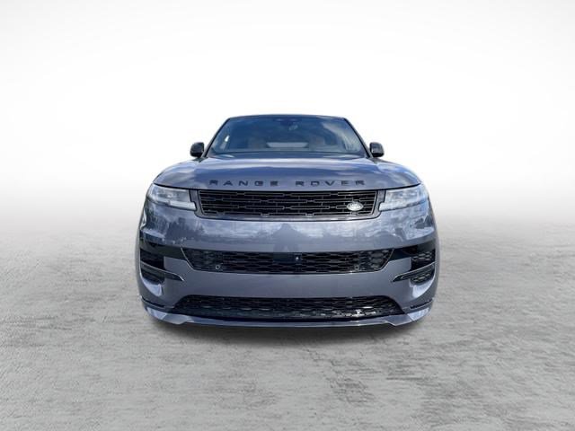 2025 Land Rover Range Rover Sport SE photo 2