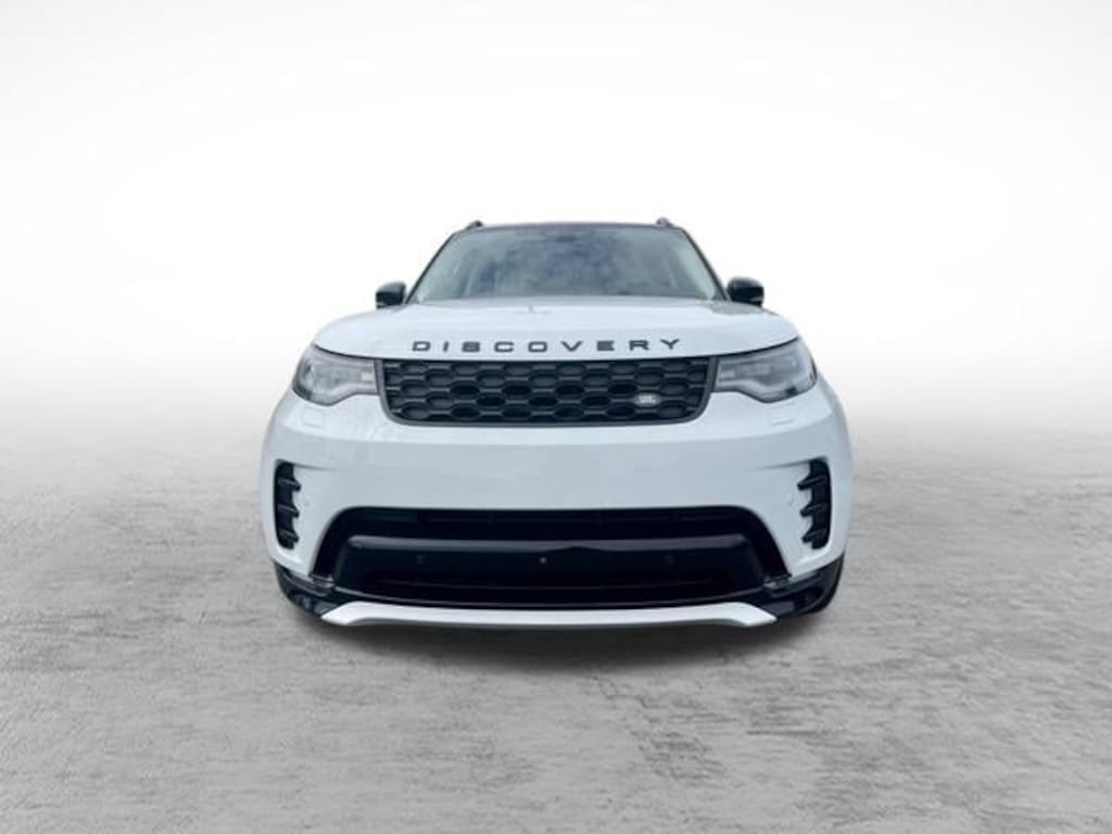 New 2026 Land Rover Discovery Dynamic SE SUV
