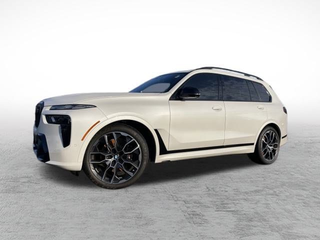 2024 BMW X7 M60i's photo