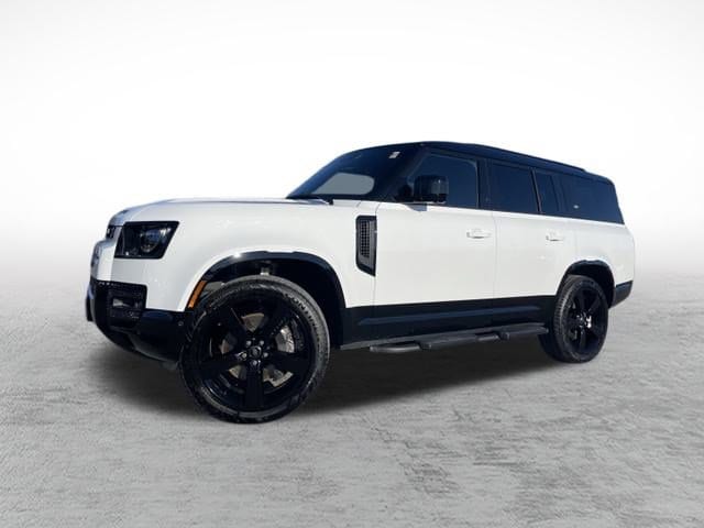 2024 Land Rover Defender X-Dynamic SE's photo